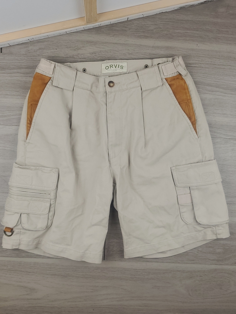 Orvis Zambezi Twill Cargo Shorts Men's 30 Beige Khaki NWT